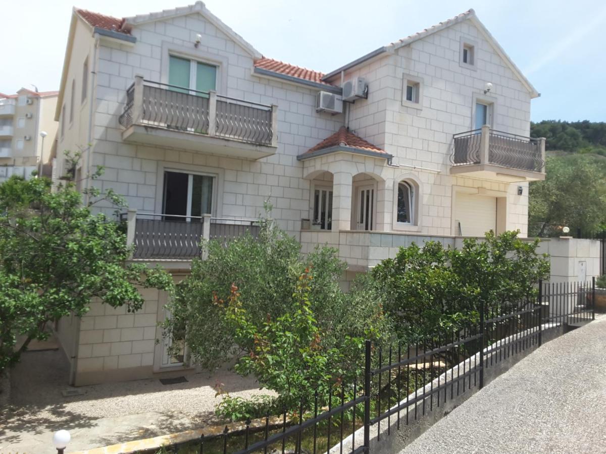 Apartments Nives 수페타르 외부 사진