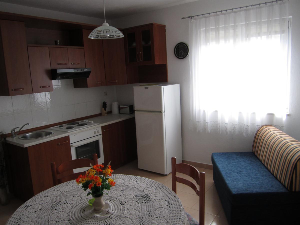 Apartments Nives 수페타르 외부 사진